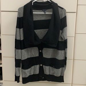 🛍️HP🛍️ Splendid sweater size M
